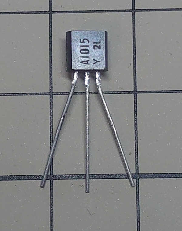 PNPトランジスタ 2SA1015-Y