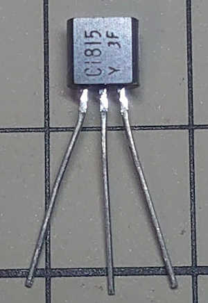 NPNトランジスタ 2SC1815-Y