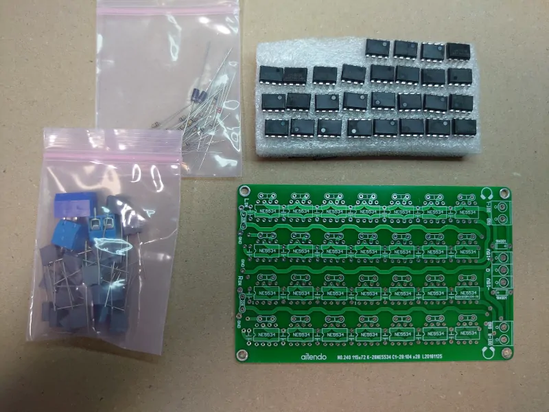 巨人版ヘッドホンアンプキットを組み立てた。